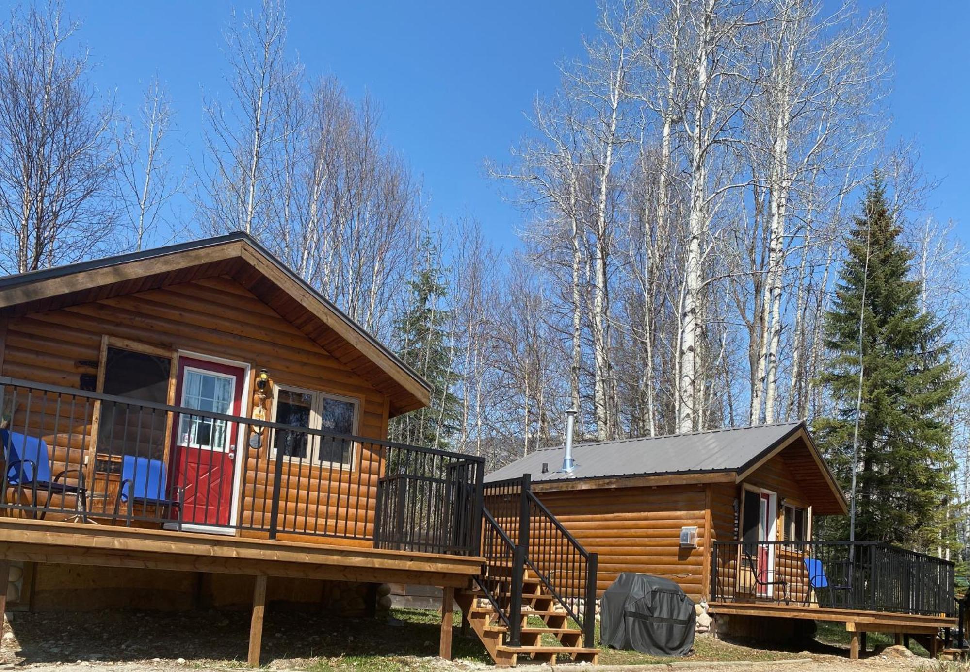 Rocky Mountain Cabins And Home Golden Bagian luar foto